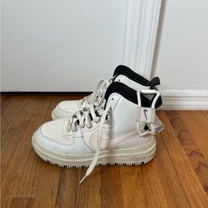 Women’s - size 6.5 AF1 High Utility White